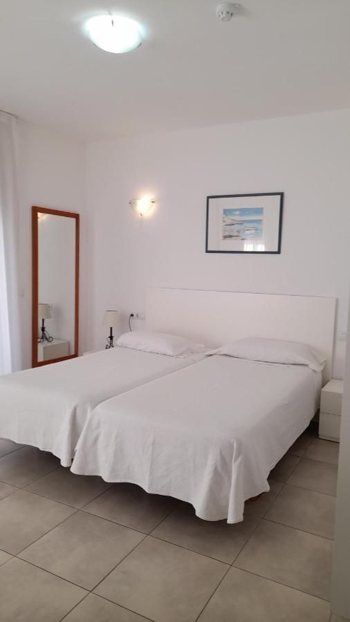 Sal Mar Suites Santa Eulària des Riu Kültér fotó